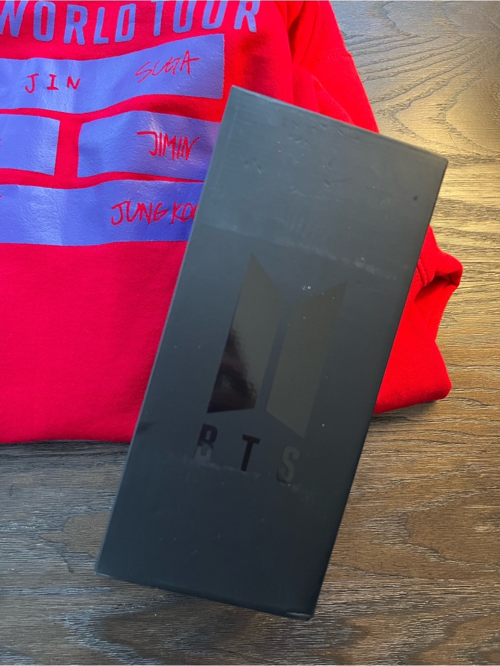 BTS Official Lightbomb, version 4